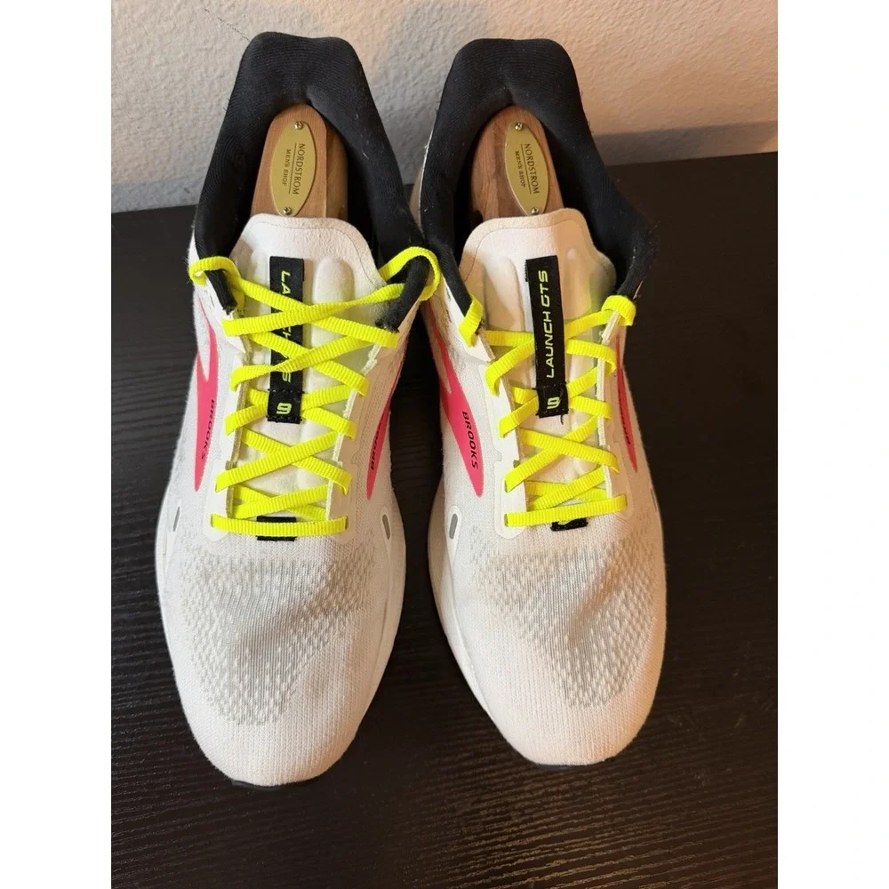 Brooks Launch GTS 9 Shoes Mens Size 12 White Running Cushioned Trainer Gym